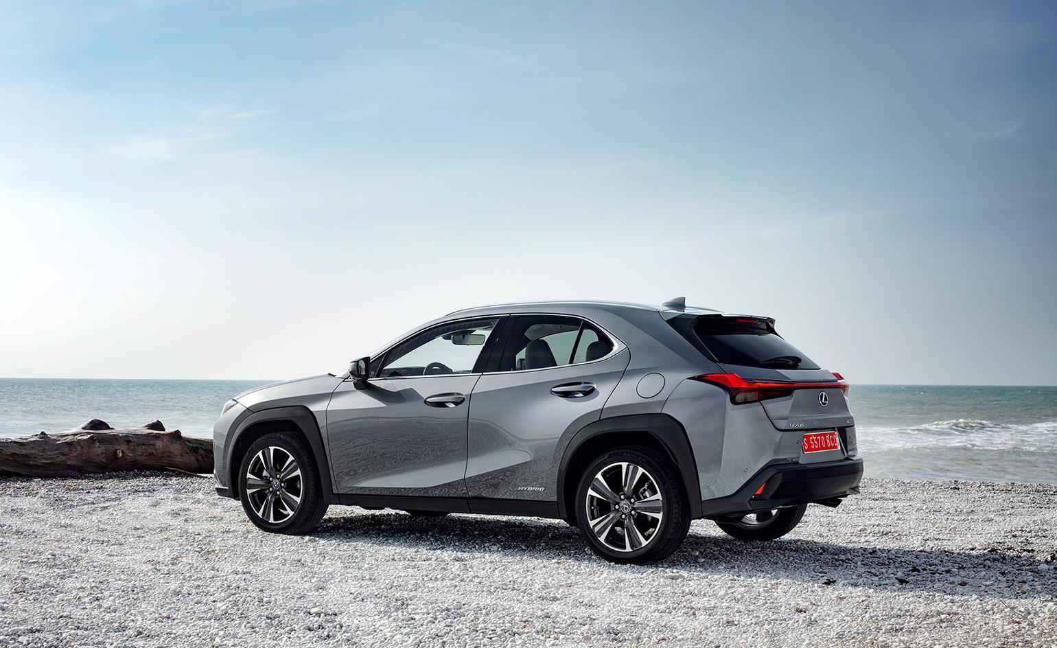 Lexus UX 250h hybrid review and test drive