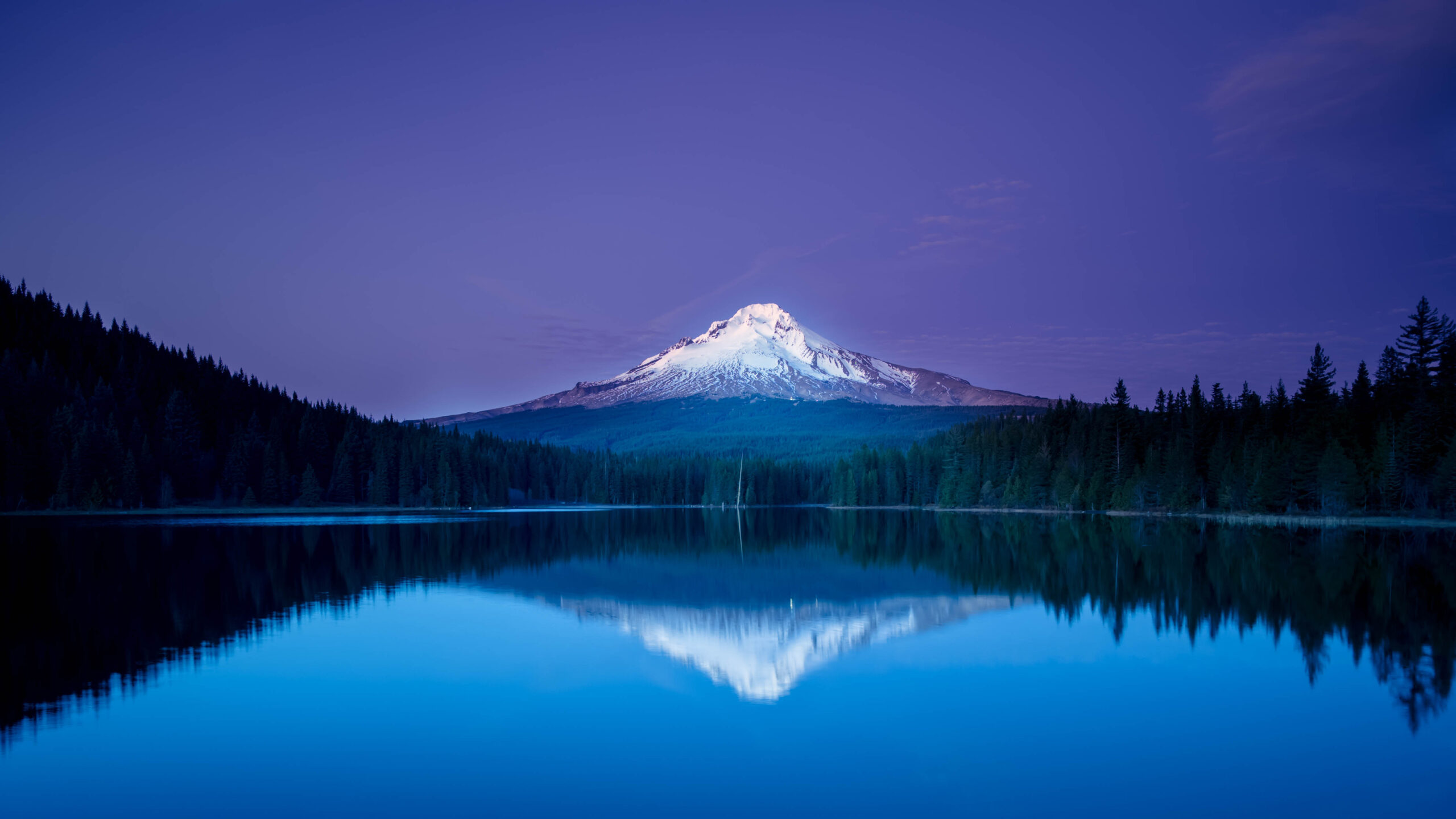 Mountain Reflection 4K Ultra HD Wallpapers