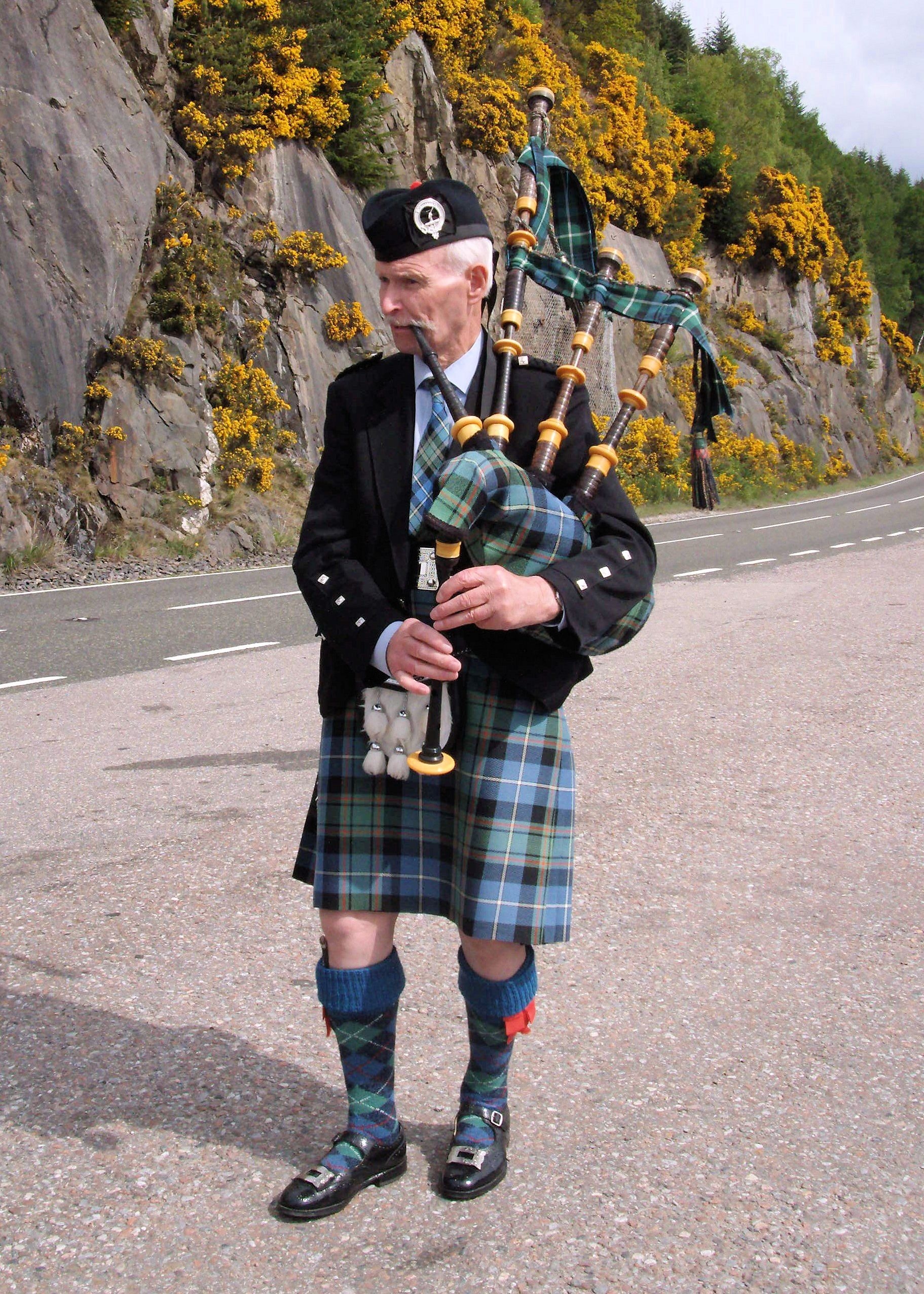 11 royalty free bagpipes image