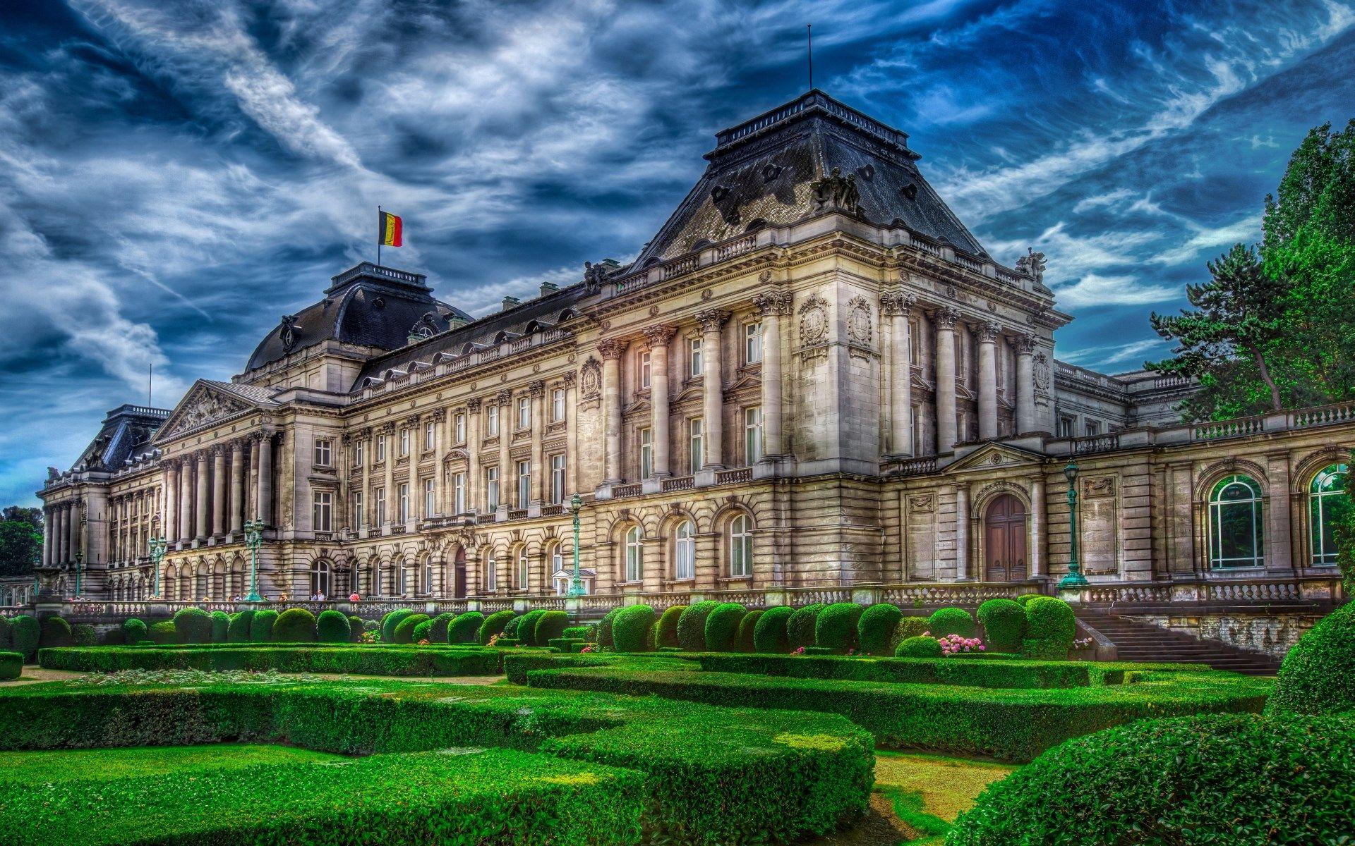 Wallpapers for Desktop: royal palace of brussels