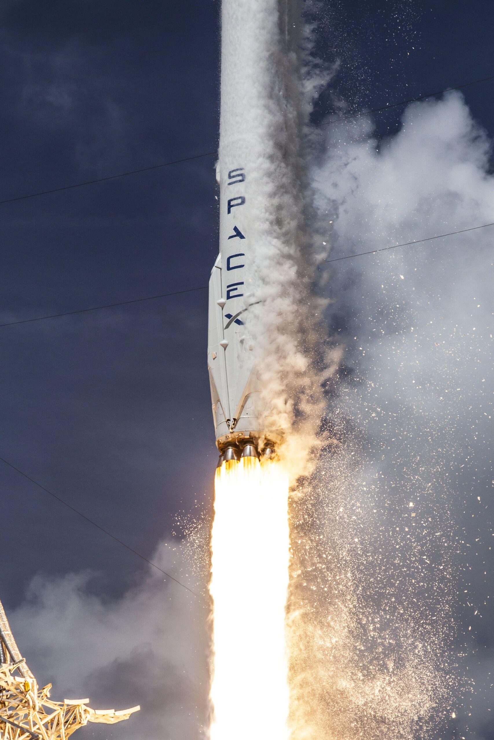 File:Launch of Falcon 9 carrying ORBCOMM OG2