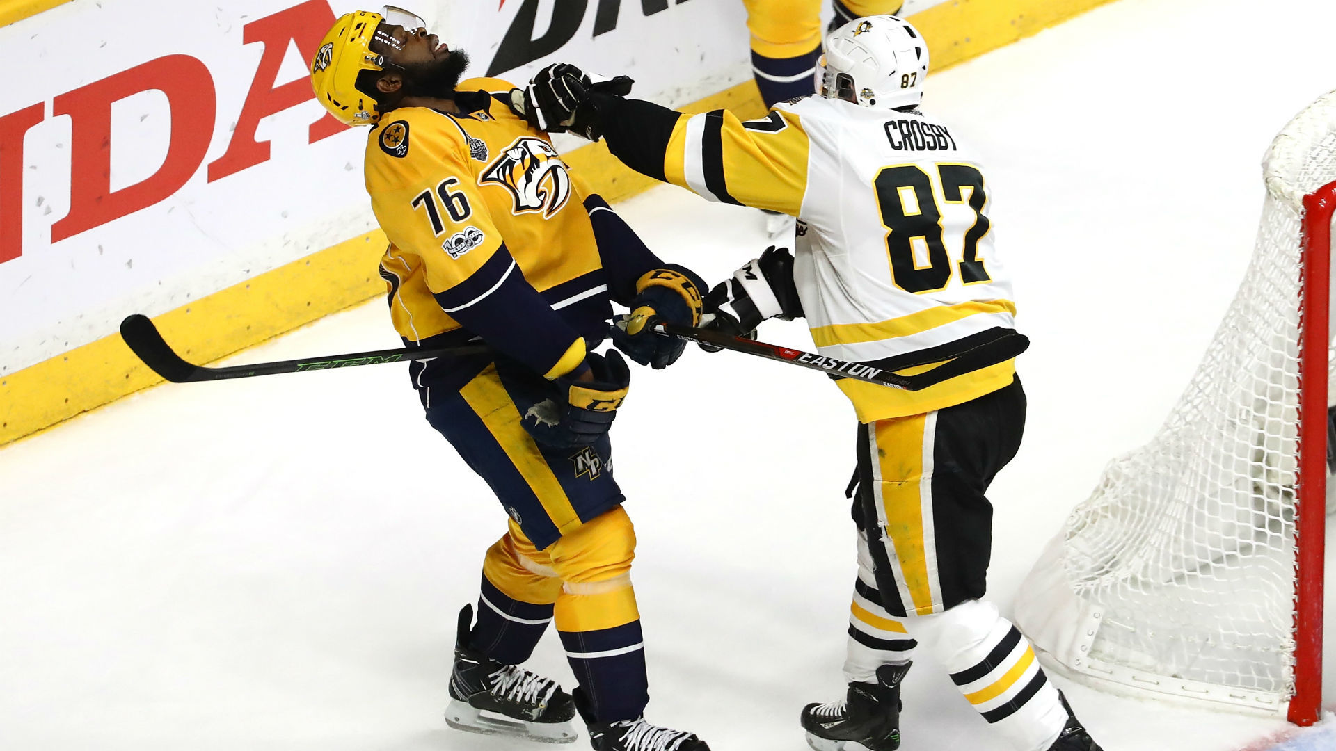 Sidney Crosby crushes P.K. Subban in fight behind the Penguins’ net