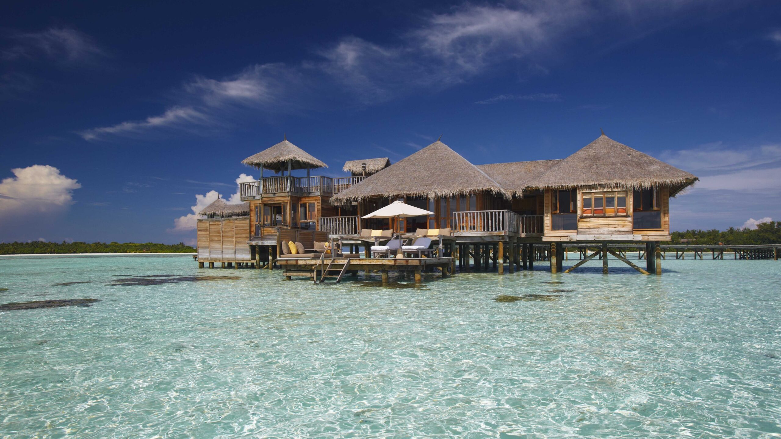 Wallpapers Gili Lankanfushi, 5k, 4k wallpaper, Maldives, Best Hotels