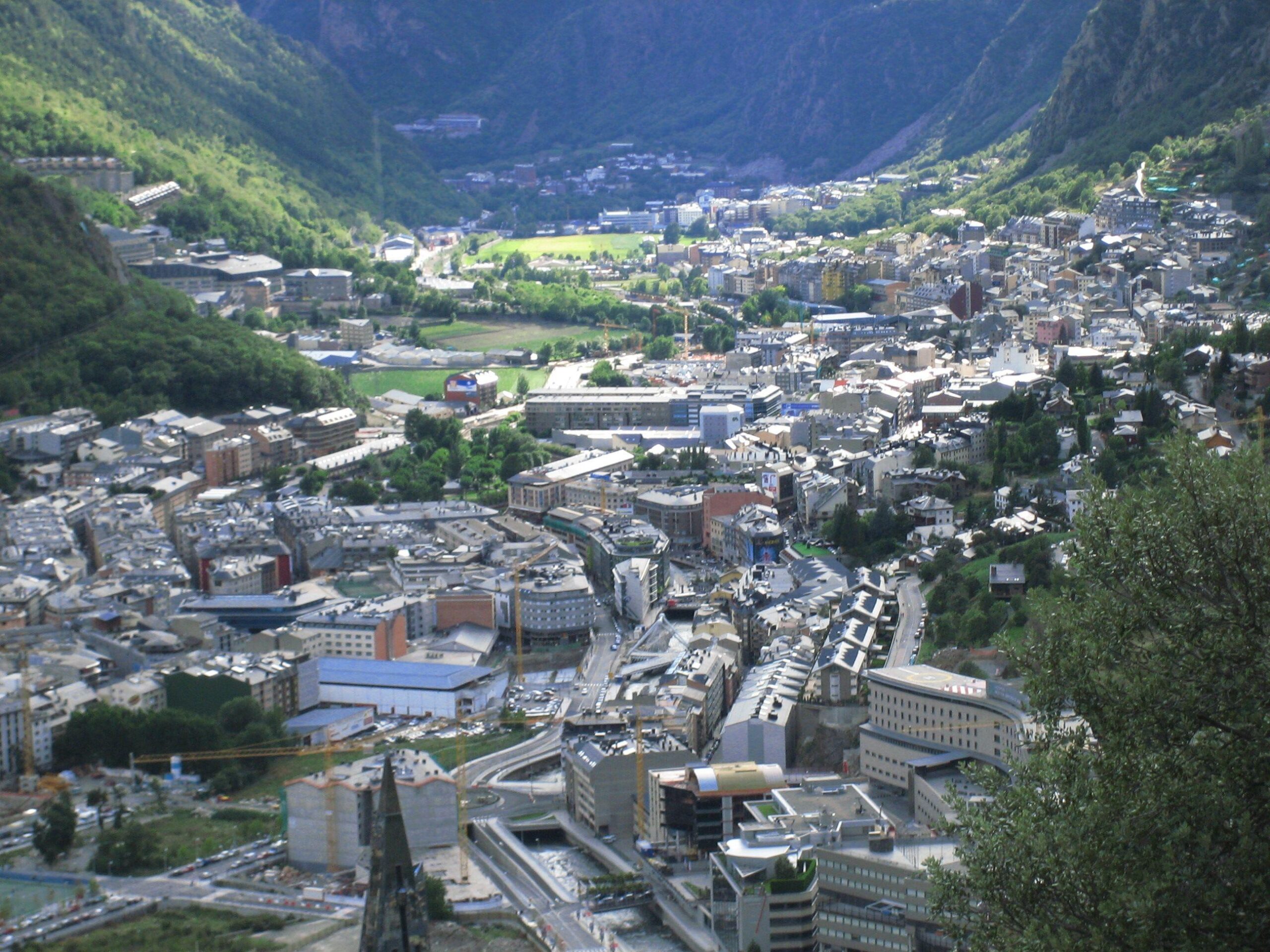 File:Andorra la Vella 3
