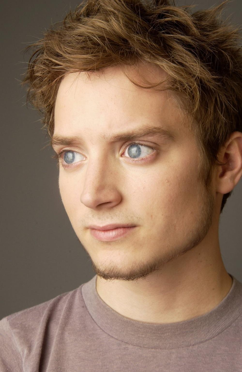 37 Celebrities Desktop Wallpapers » 931222 Elijah Wood Image