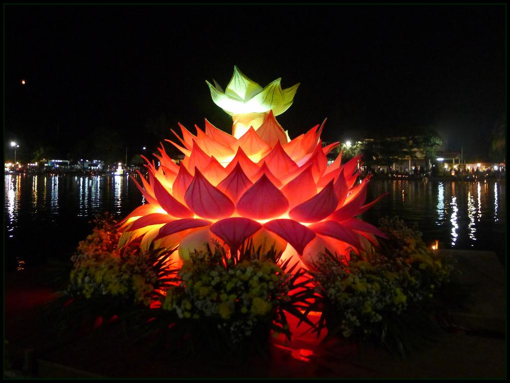 Loy Krathong….’… Kalasin, Thailand 2013