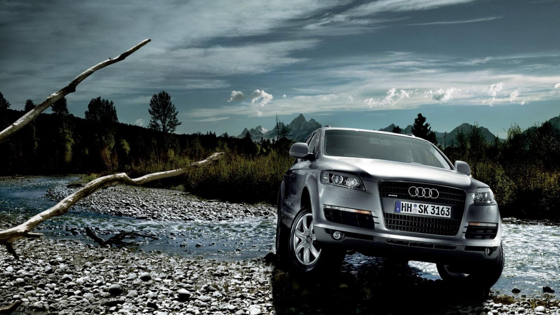 Audi Q7 In Nature wallpapers