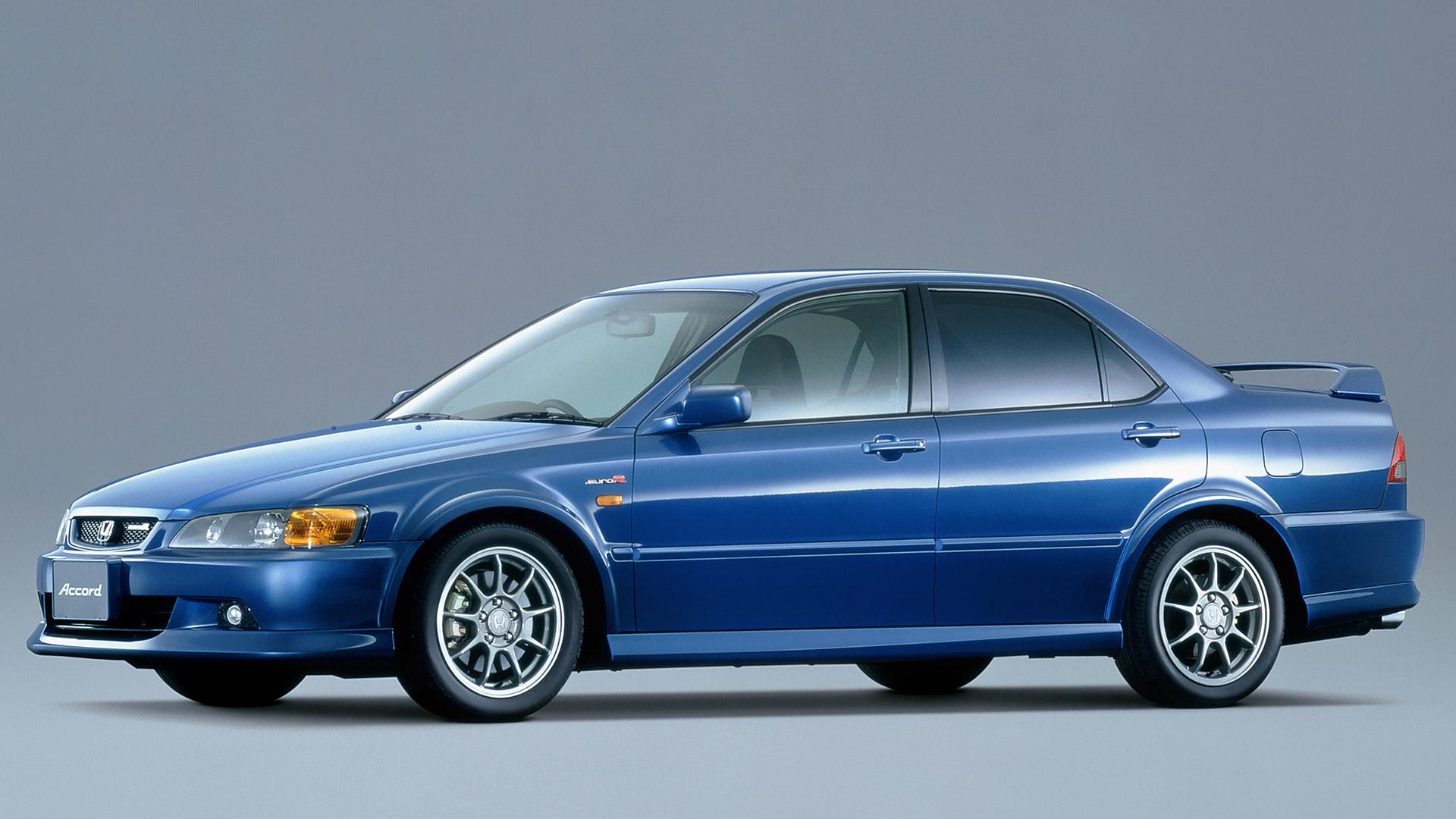 2000 Honda Accord Euro R Wallpapers & HD Image