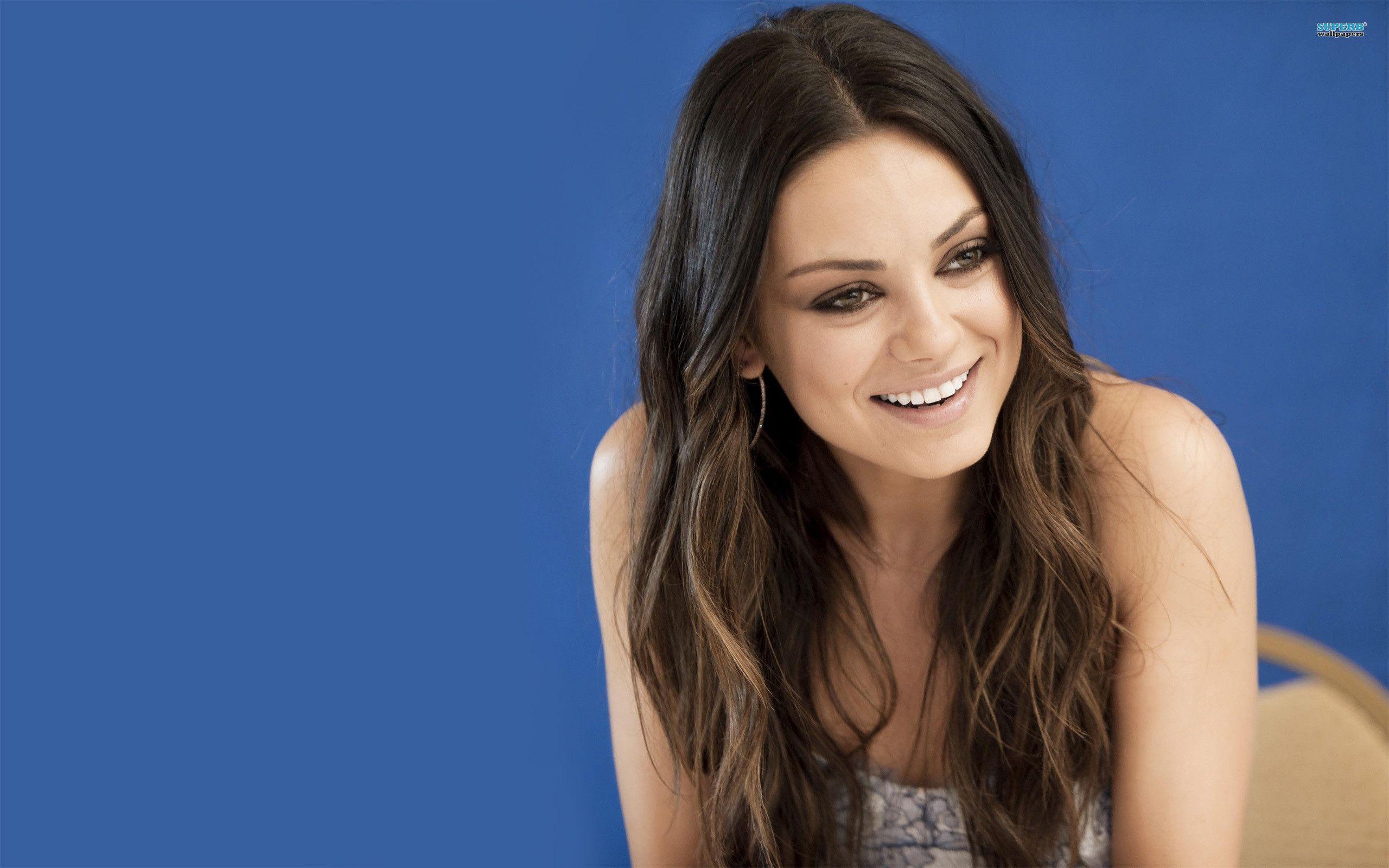 Mila Kunis wallpapers