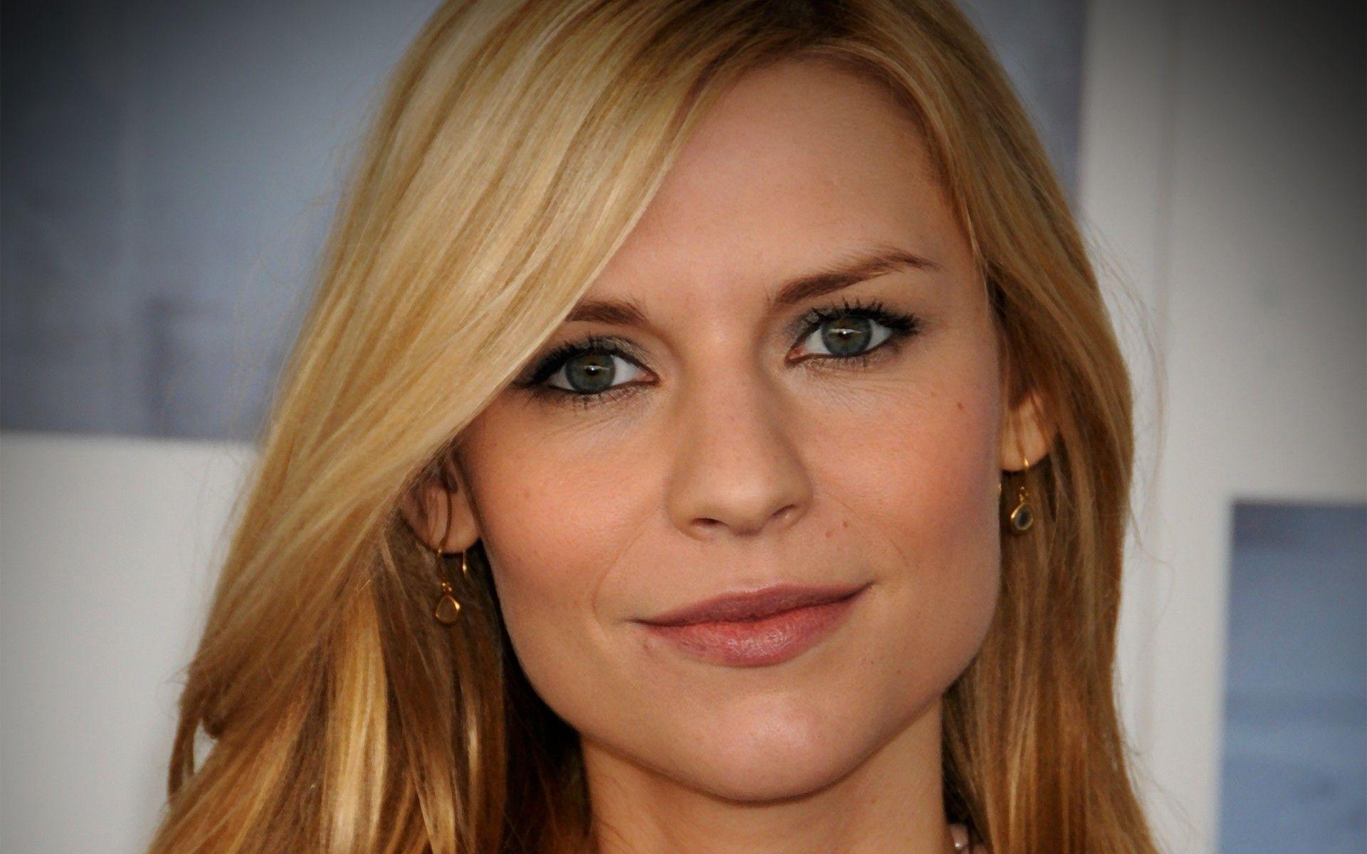 Claire Danes 27102 ~ HDWallSource