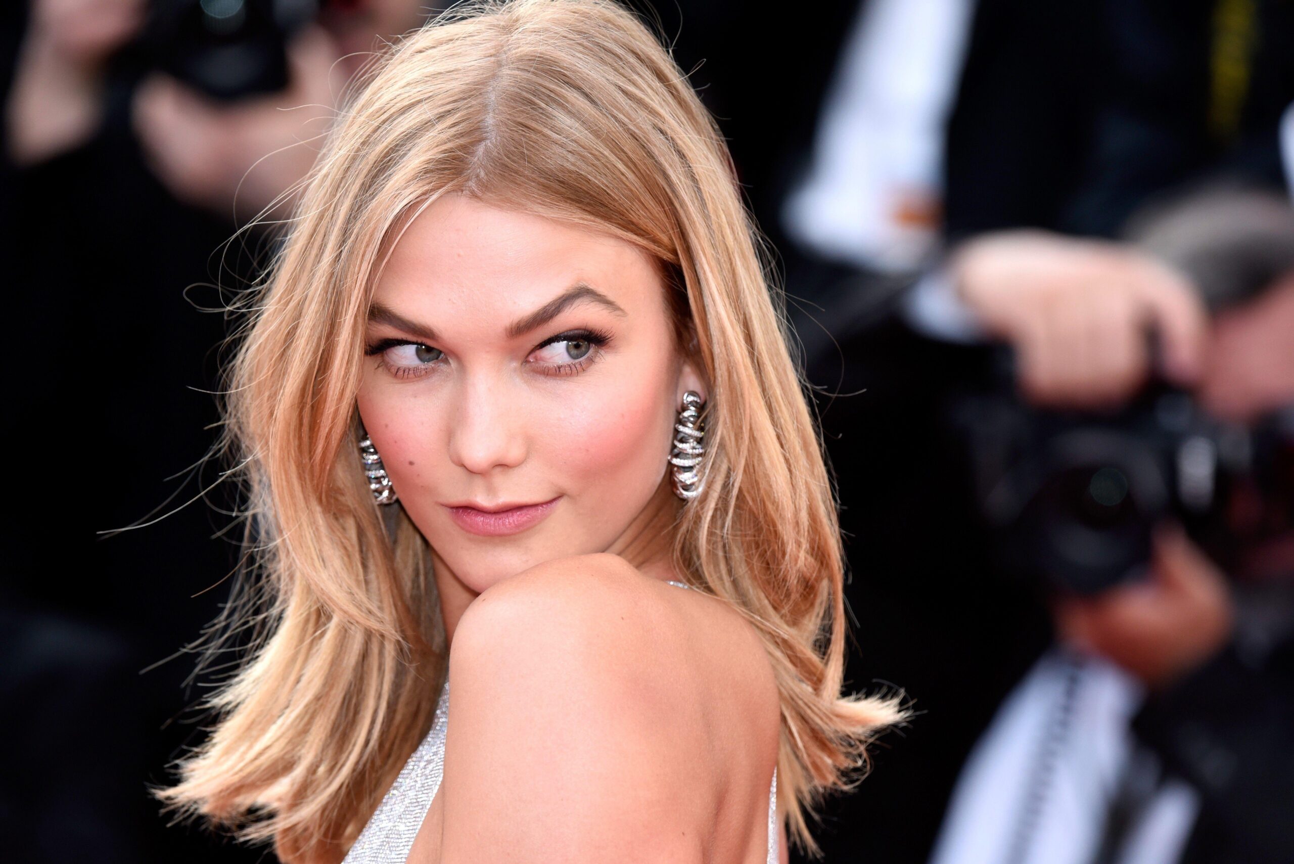 58 Karlie Kloss HD Wallpapers