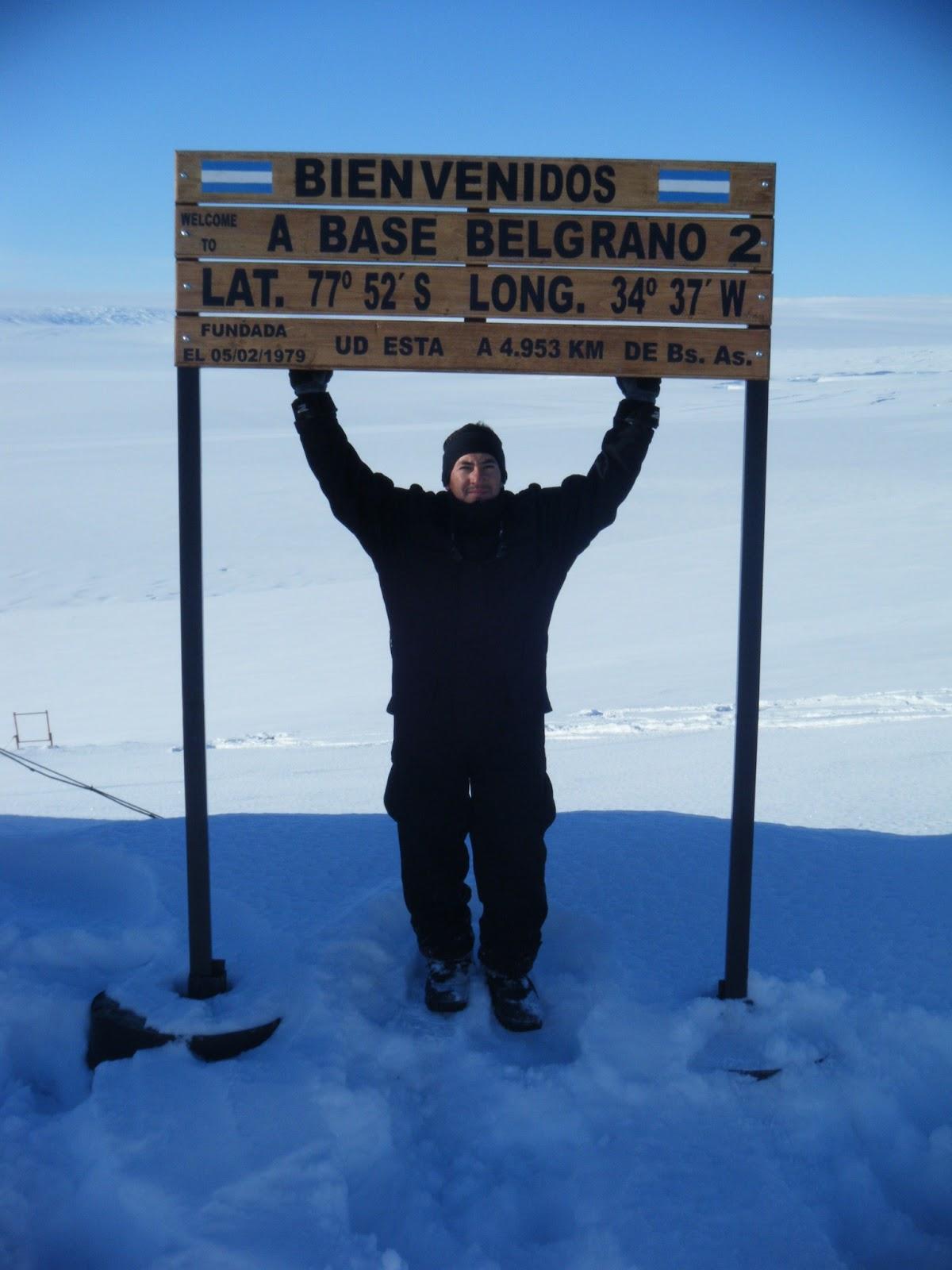 Tierra de Pingüinos: ENNTREVISTA AL JEFE DE LA BASE ANTÀRTICA