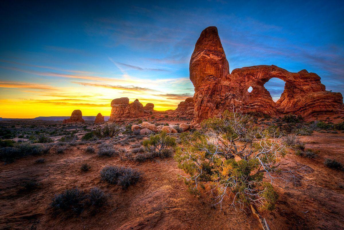 Arches National Park, Delicate Arch and Milky Way by alierturk on