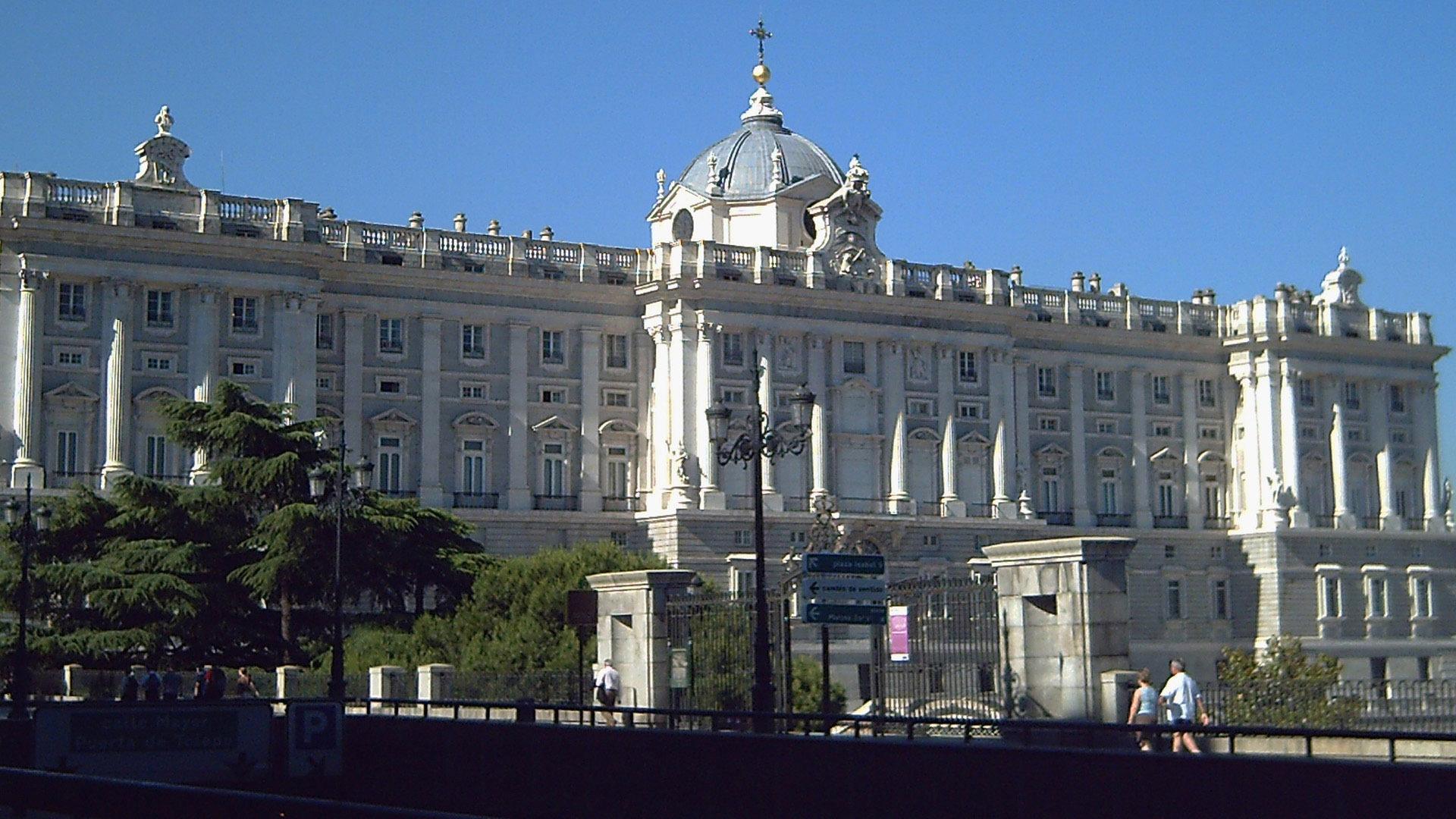 Royal Palace of Madrid wallpapers and image