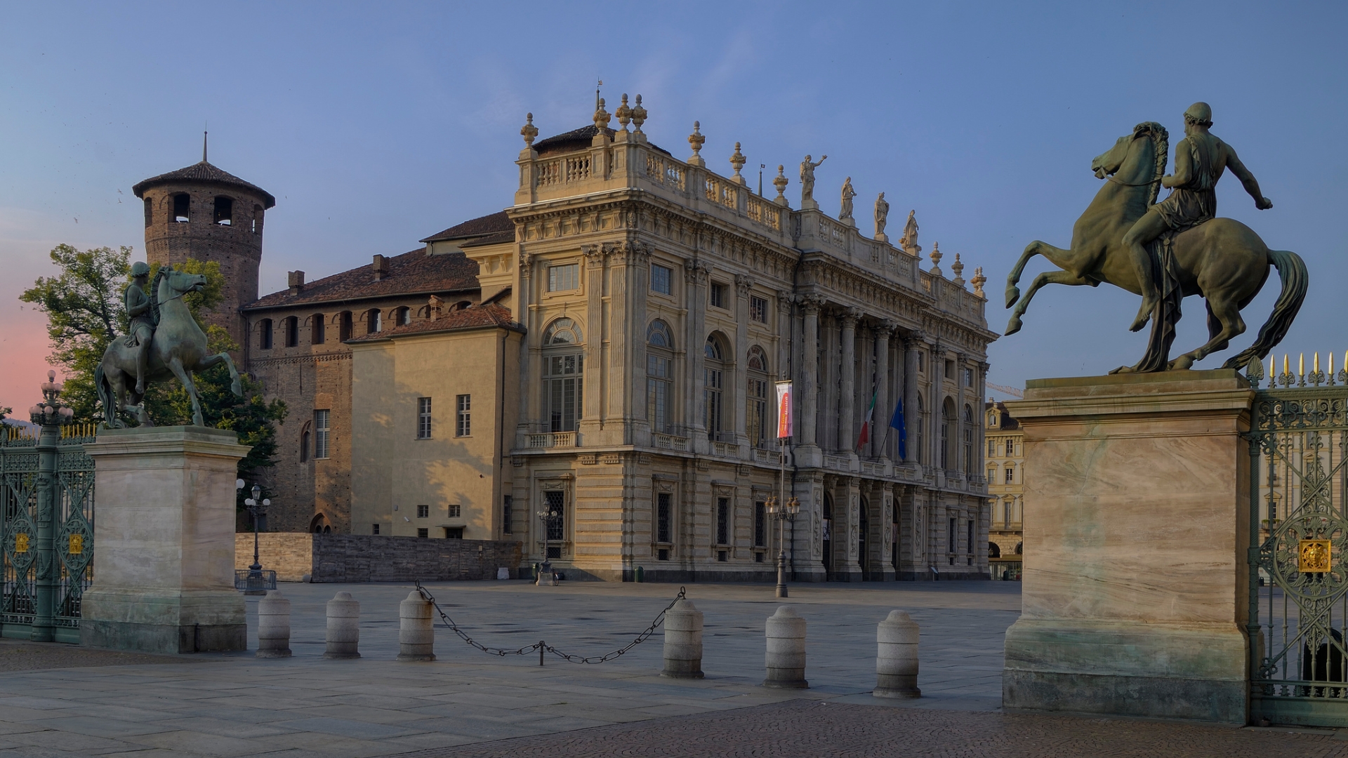 Palazzo Madama, Turin HD Wallpapers