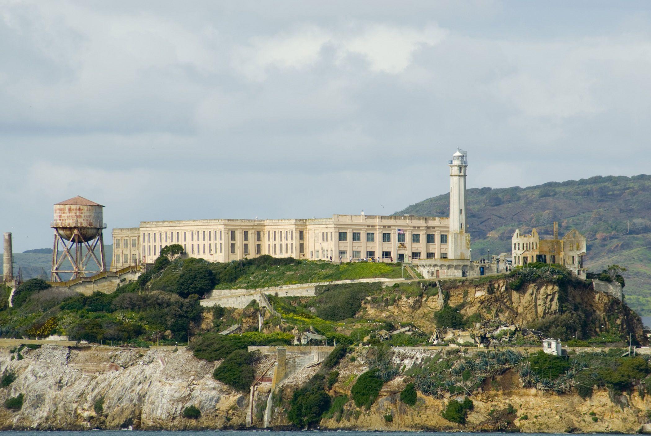 Free Stock photo of Fortified prison on Alcatraz Island