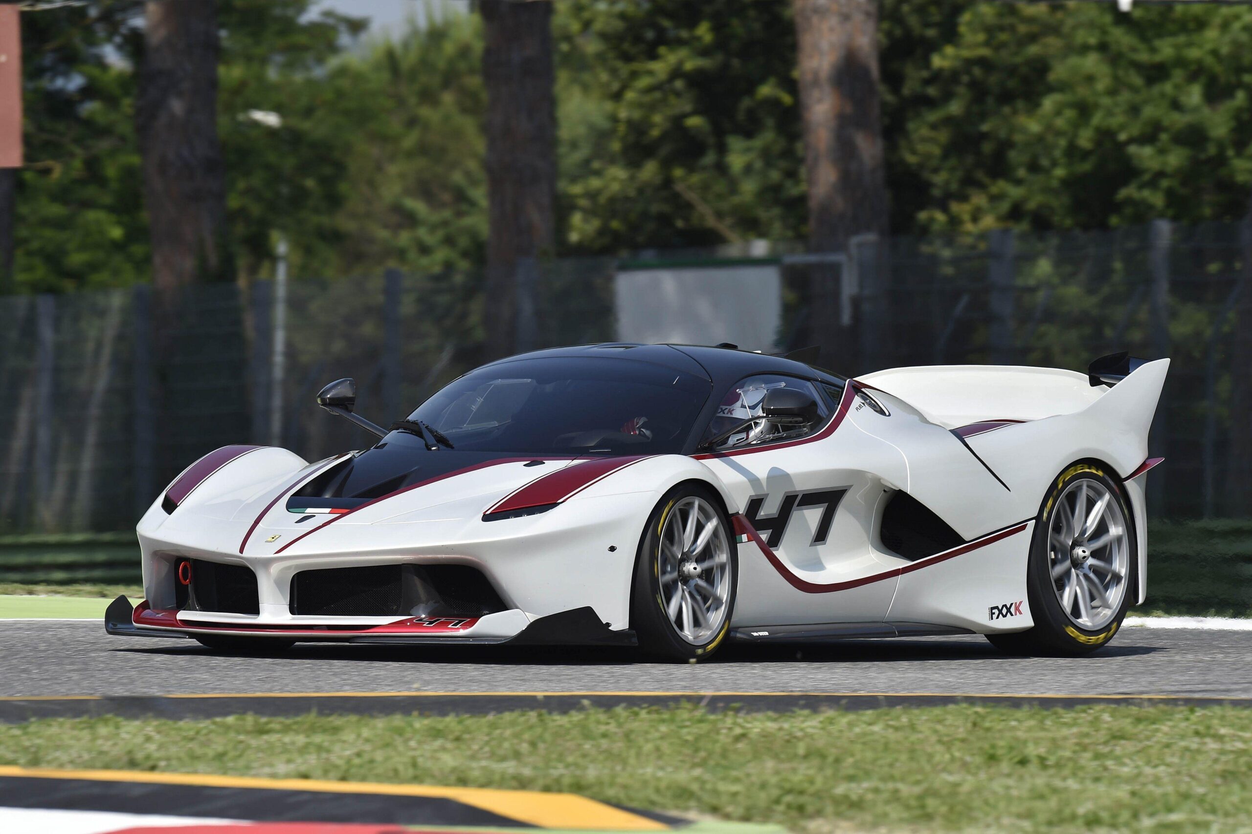 Ferrari Fxx K Wallpapers