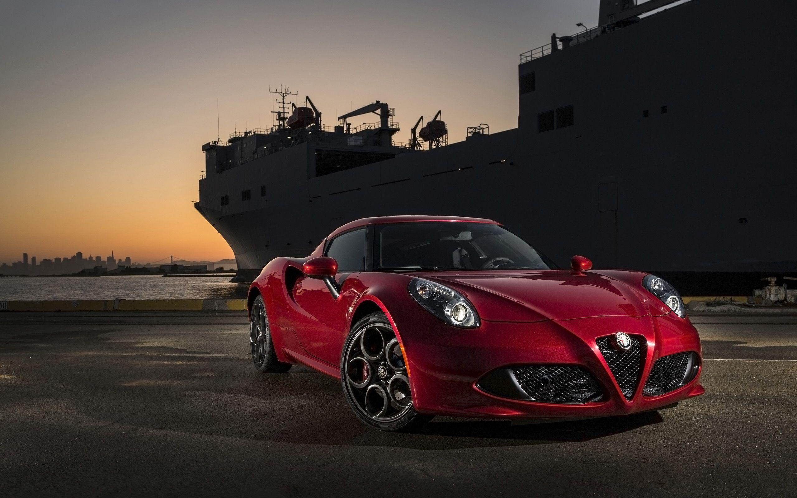 2015 Alfa Romeo 4C Red Wallpapers