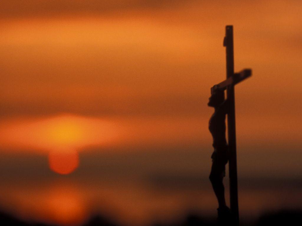 Pix For > Catholic Crucifix Wallpapers