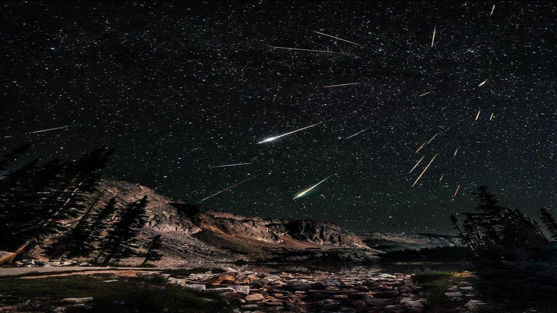 Meteor Shower Wallpapers