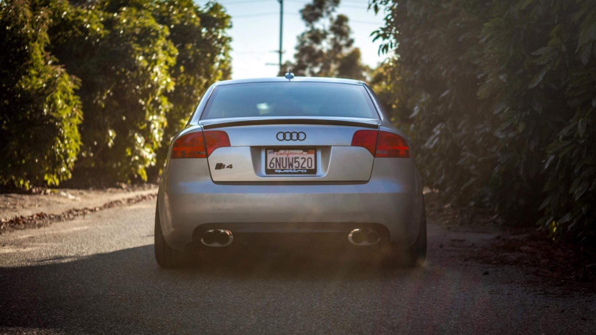 Audi RS4 Wallpapers Widescreen