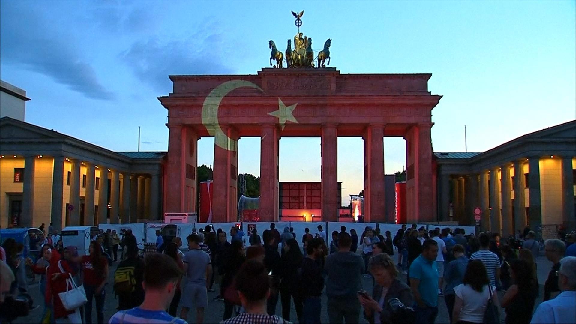 Brandenburg Gate Wallpapers 16