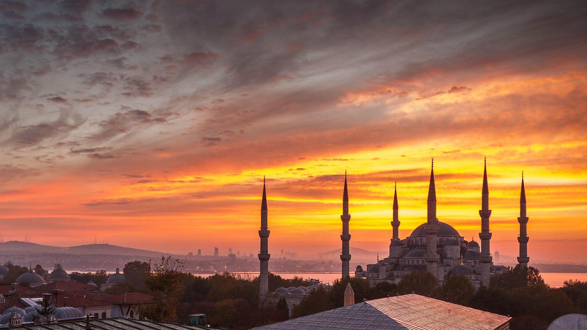 Istanbul wallpapers HD backgrounds download desktop • iPhones Wallpapers