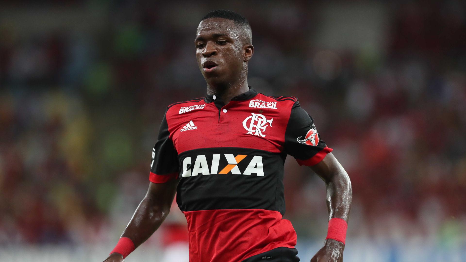 Vinícius Júnior no Real Madrid: valor da transferência, salário