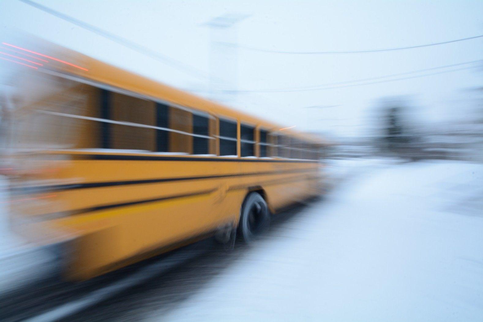 School Bus Usa Wheels Panning Round Winter Wallpapers Image ~ Winter