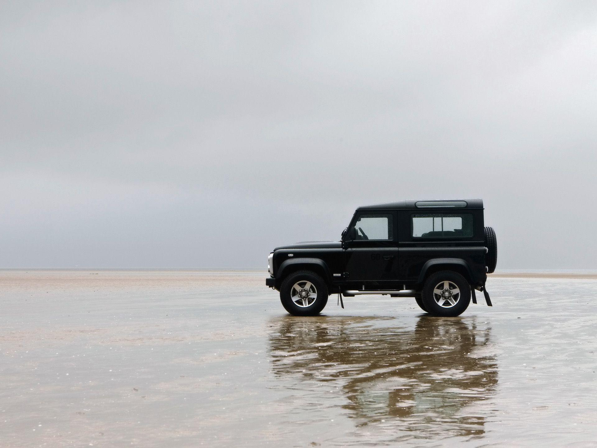 Land Rover Defender Wallpapers