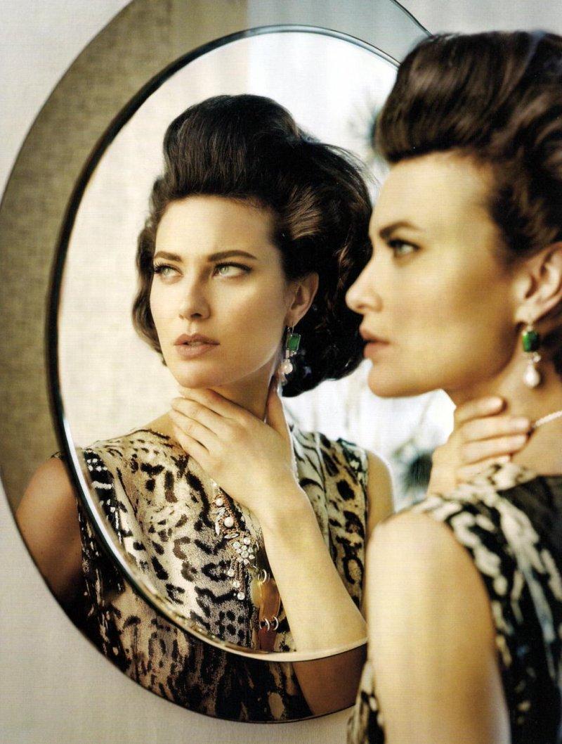 Shalom Harlow Archives