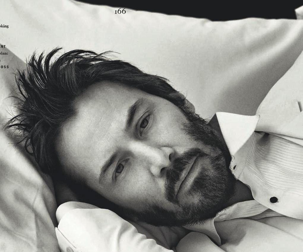 Download Keanu Reeves Wallpapers