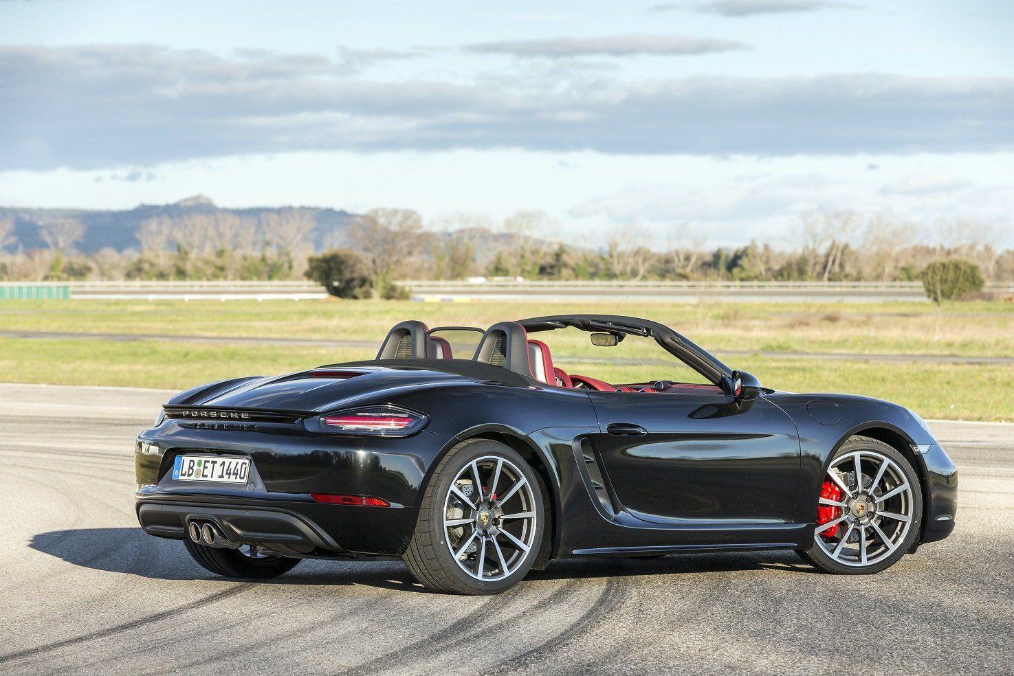 2016 Porsche 718 Boxster S cars black