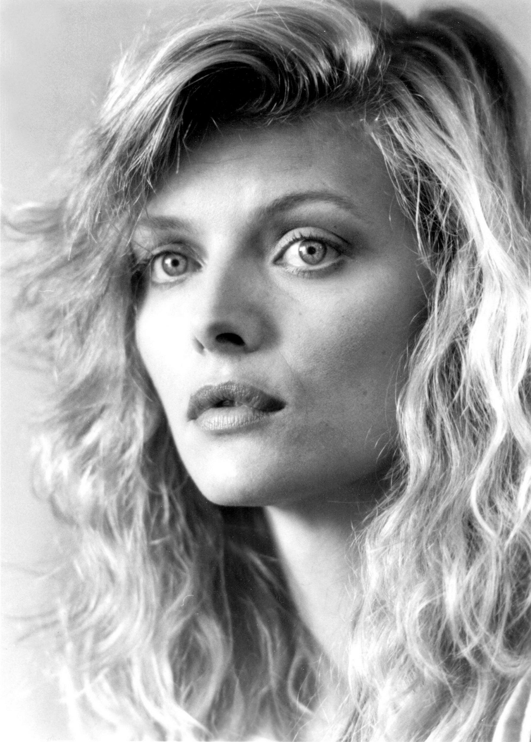 Michelle Pfeiffer Young HD Wallpaper, Backgrounds Image