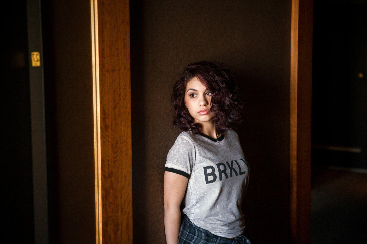 Alessia Cara Wallpapers