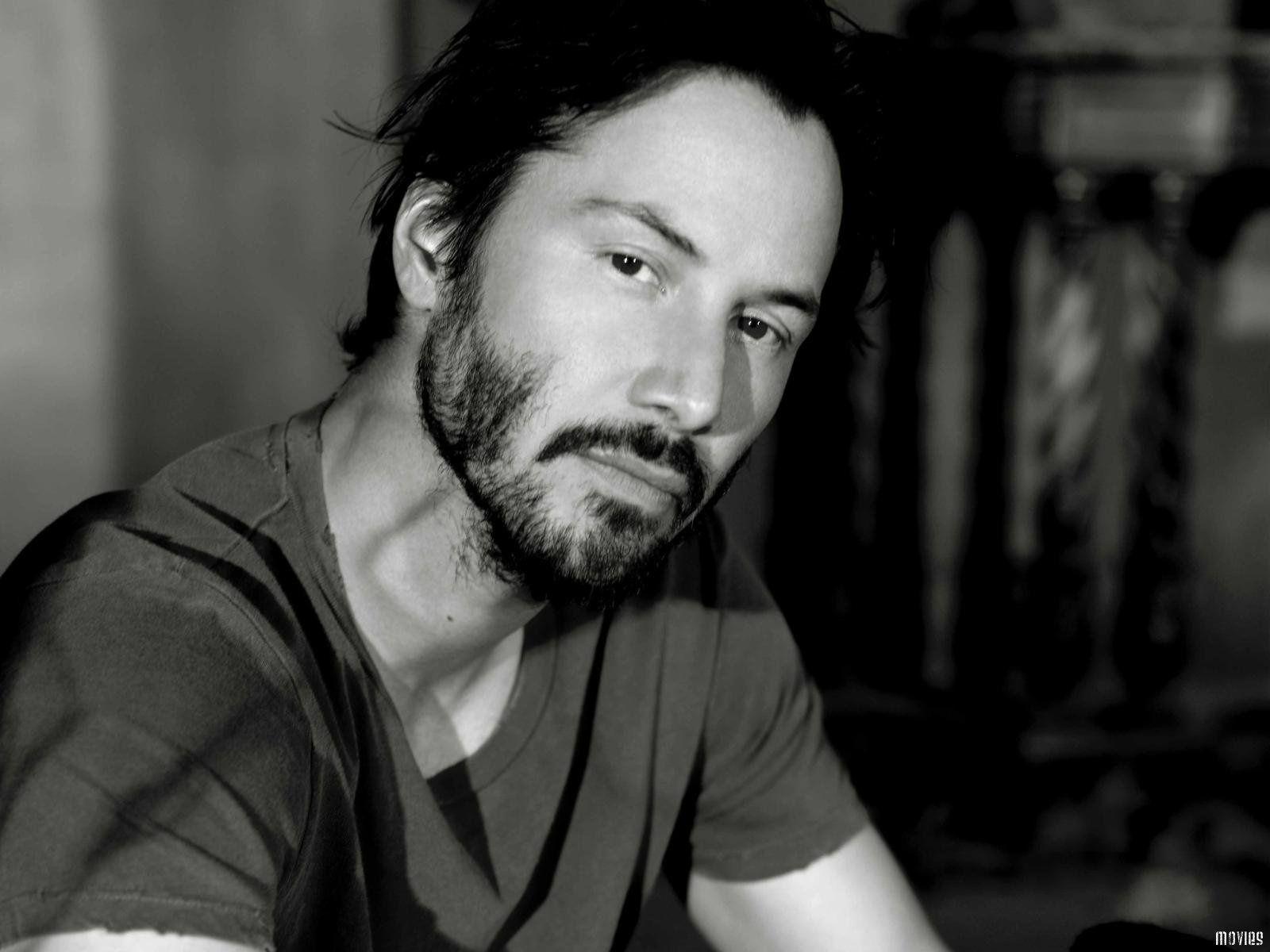 22 Keanu Reeves Wallpapers