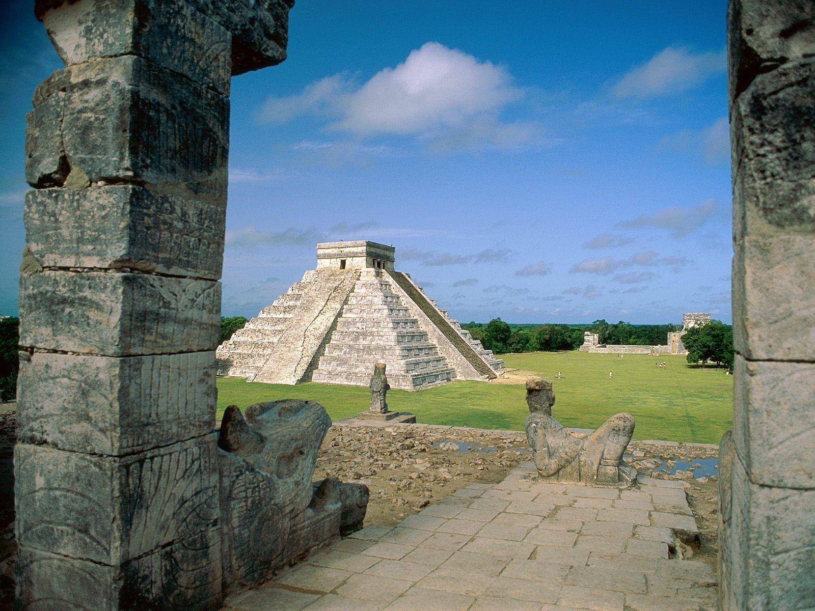 El Castillo Chichen Itza Wallpapers Mexico World Wallpapers in