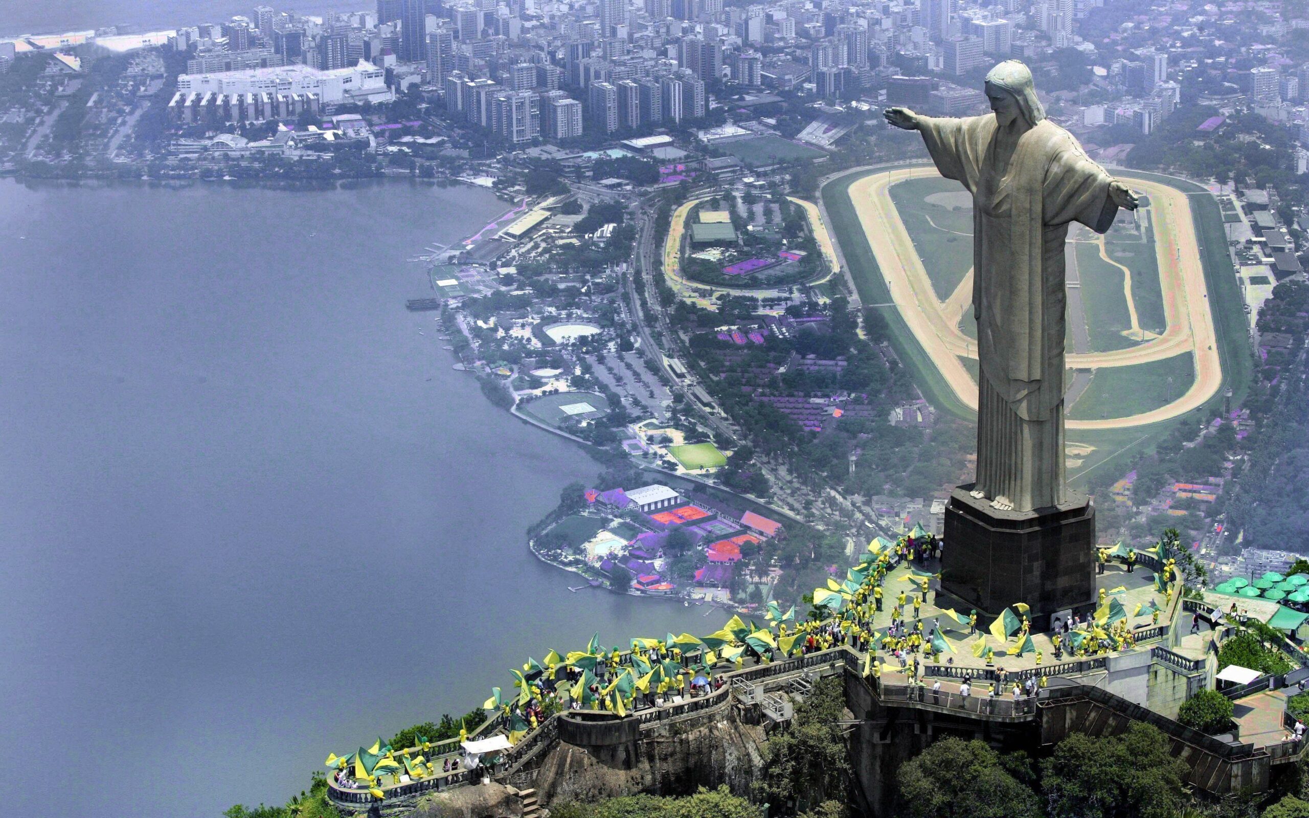 16 Christ The Redeemer HD Wallpapers