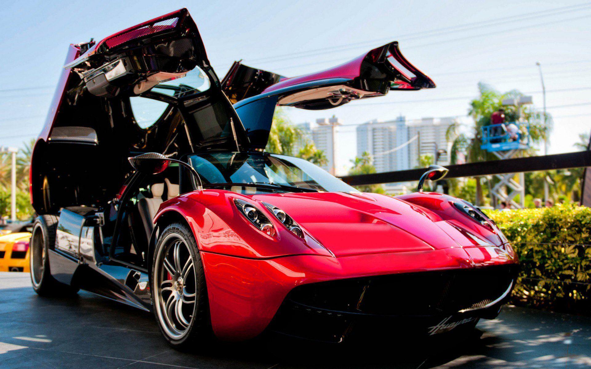 121 Pagani Huayra HD Wallpapers