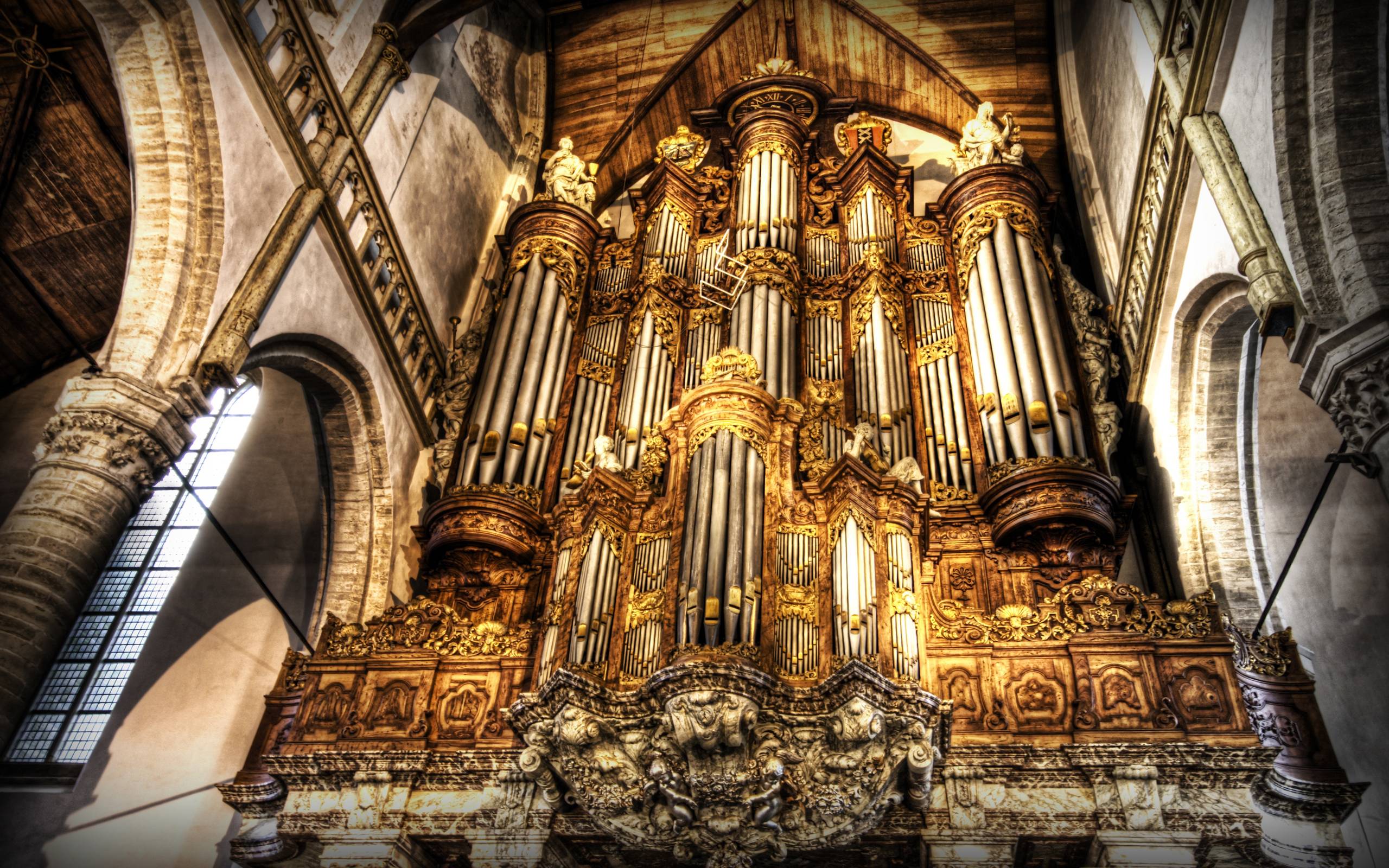 10 Pipe Organ Wallpapers