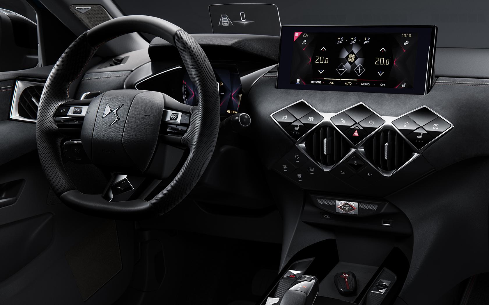 DS3 CROSSBACK : style haute couture et motorisation haute technologie