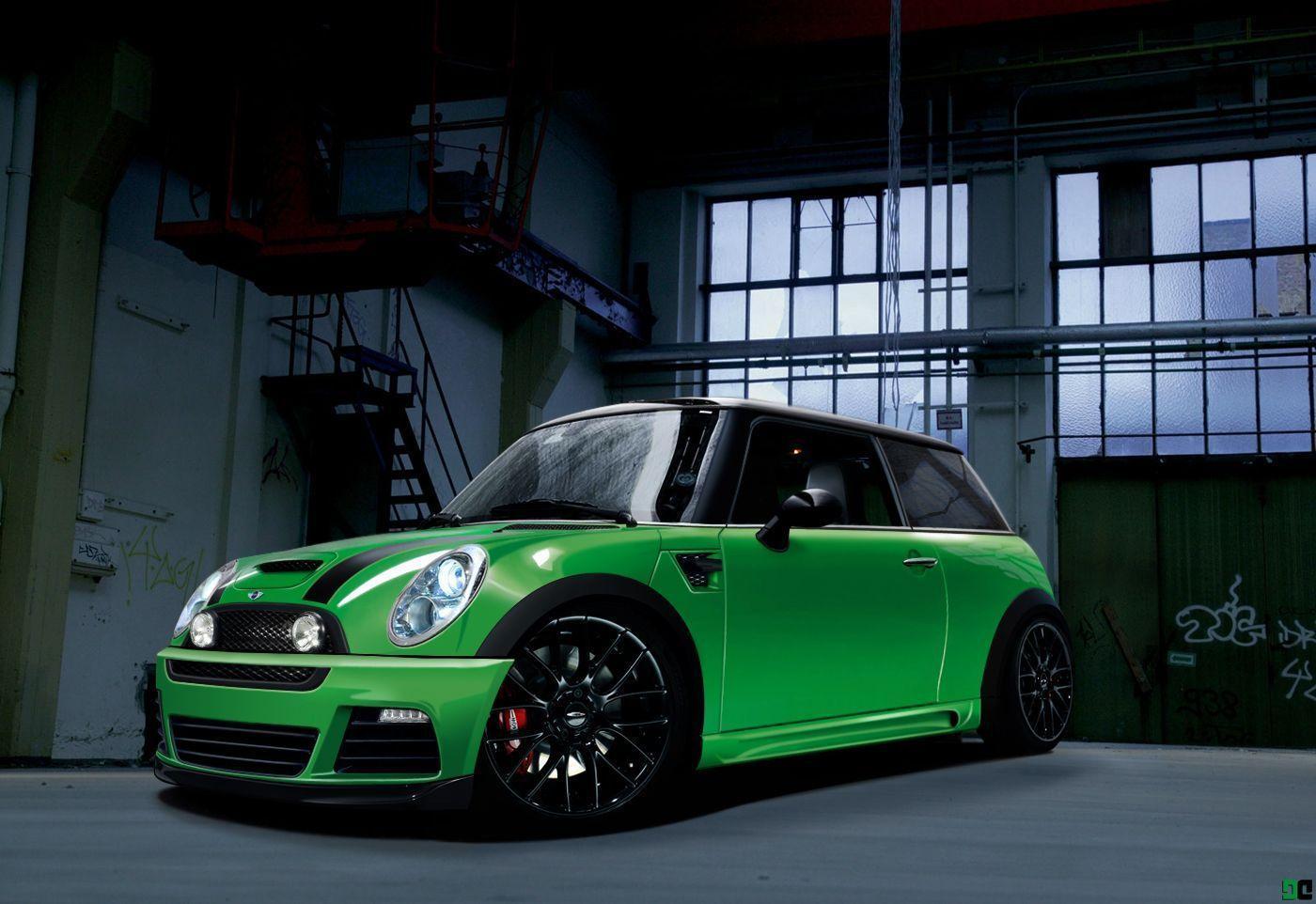 Green minicooper