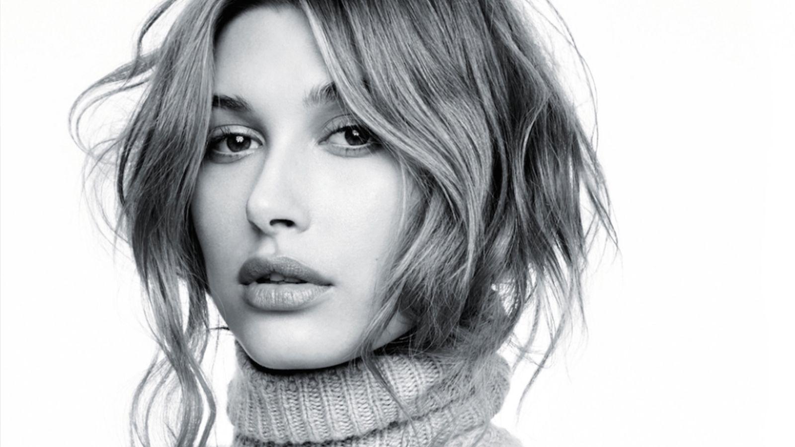 Hailey Baldwin Wallpapers 20