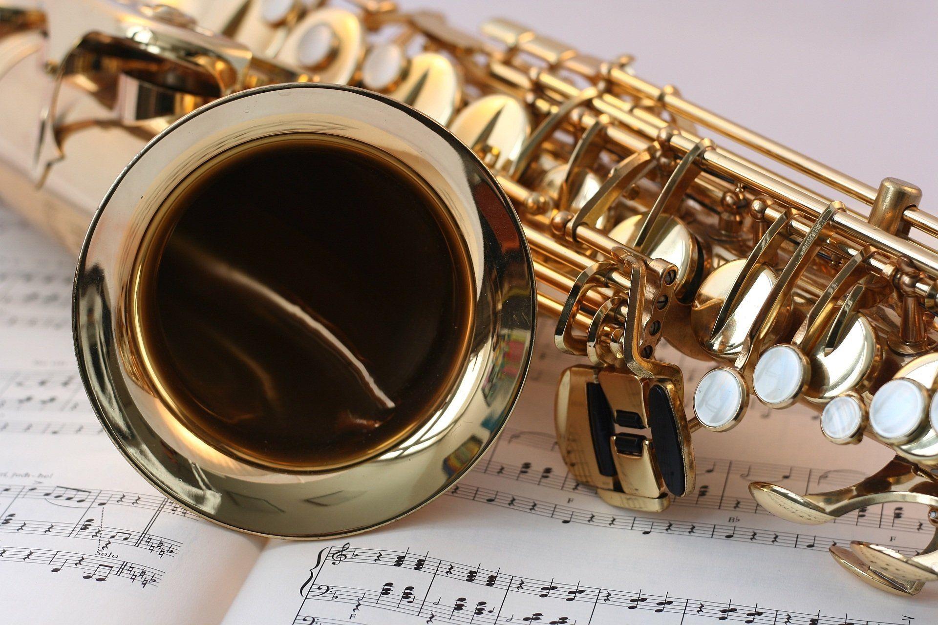 10 Saxophone HD Wallpapers