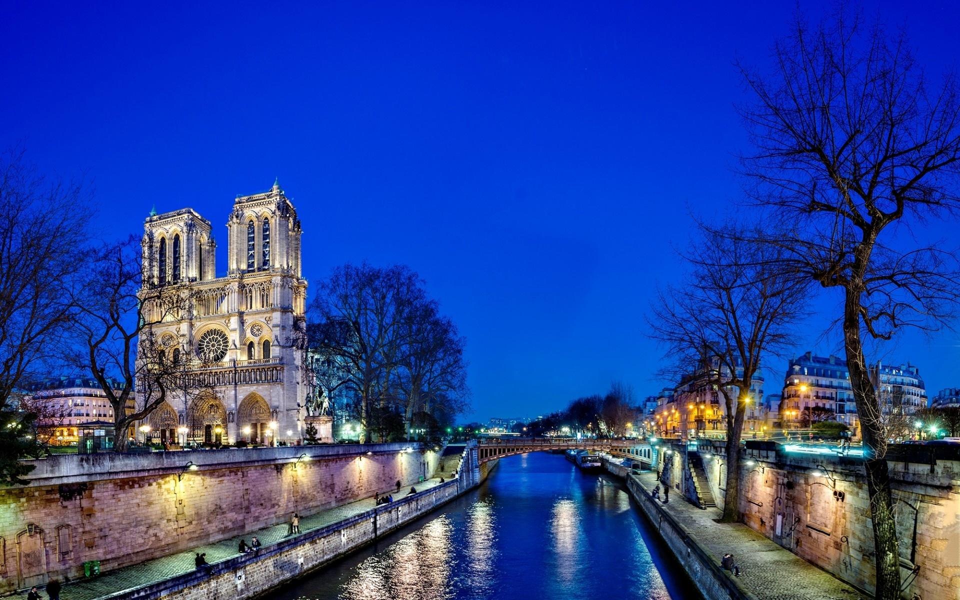 Notre Dame Cathedral Paris France Wallpapers