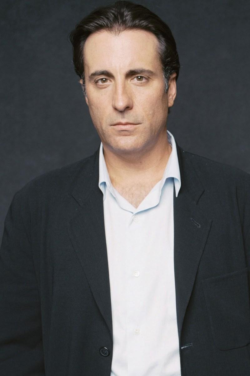 Download wallpapers andy garcia, brunette, look, wall iphone