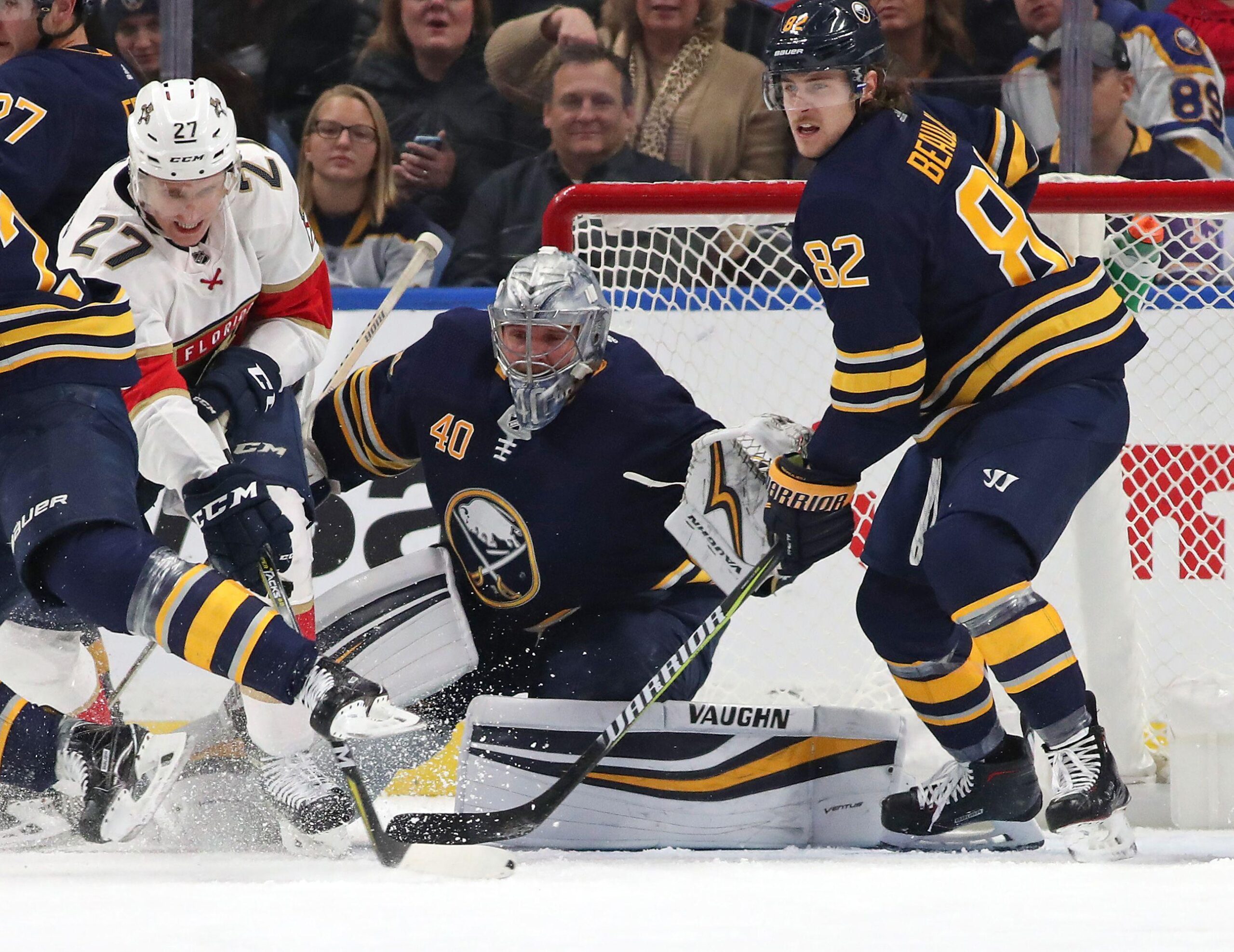 Roberto Luongo broke a tie with Curtis Joseph for fourth place on