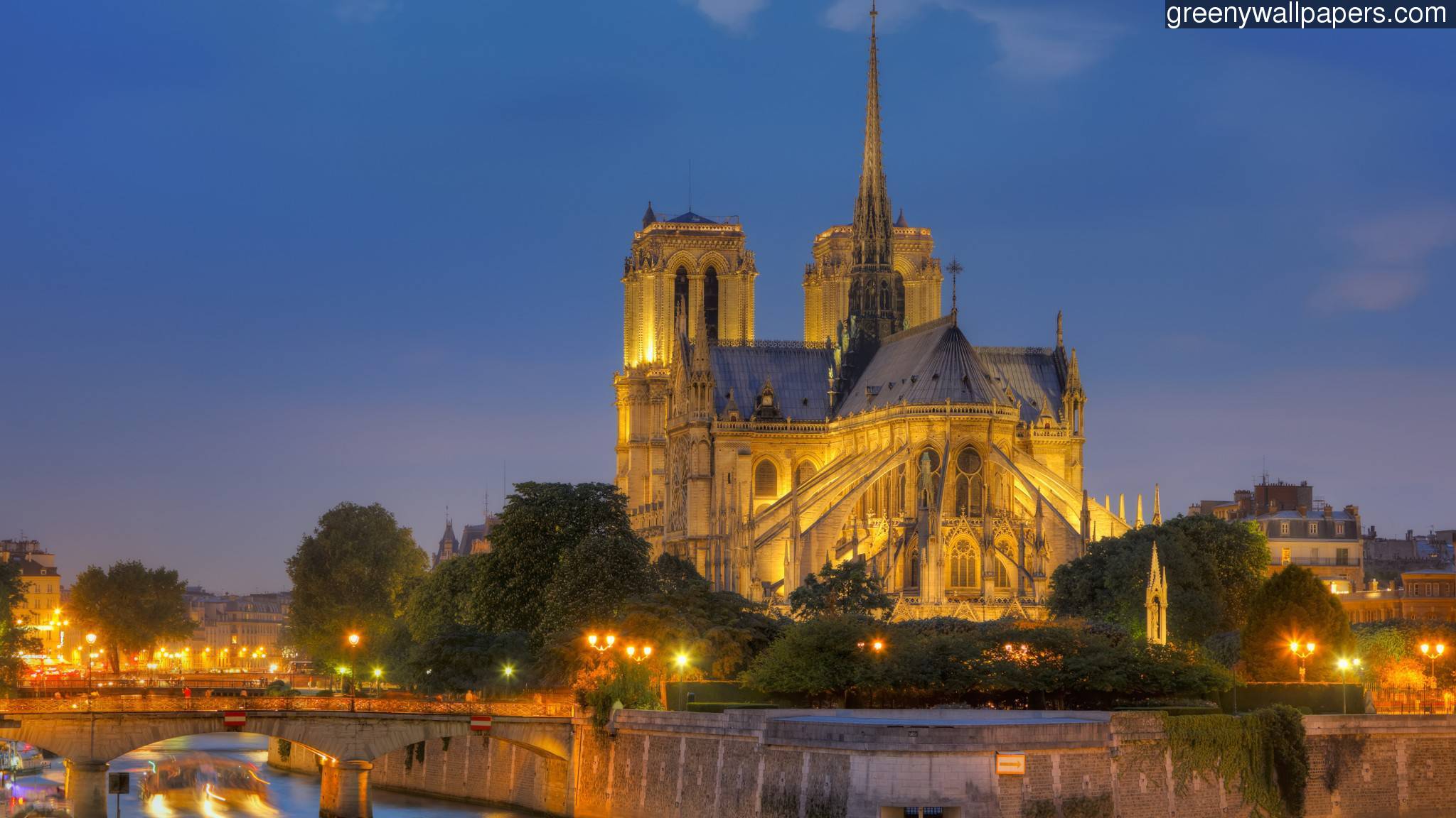 Notre Dame Screen Wallpapers Group