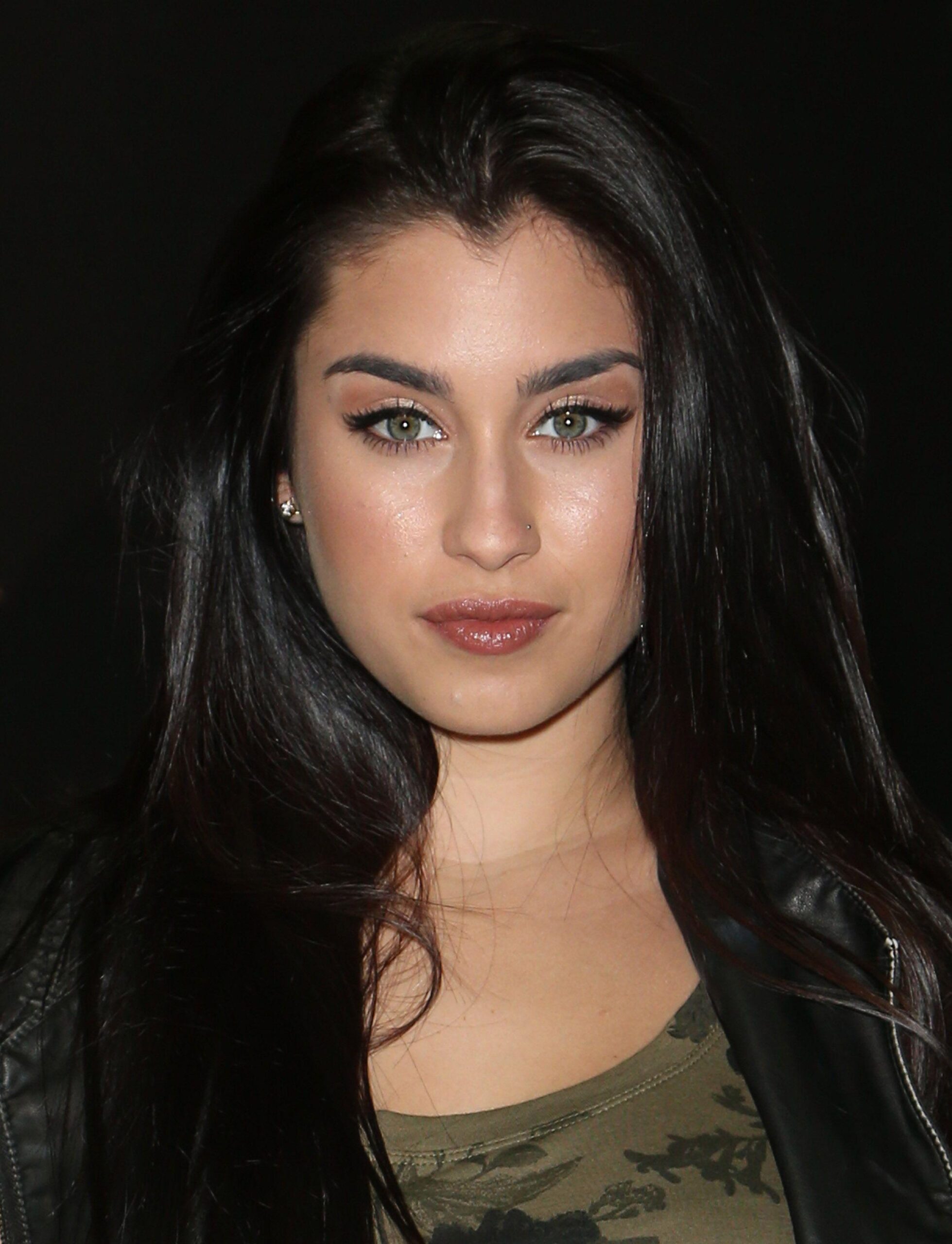 Lauren Jauregui Gets Her Second Tattoo