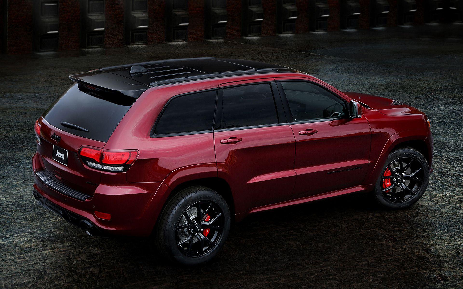 Jeep Grand Cherokee SRT Night